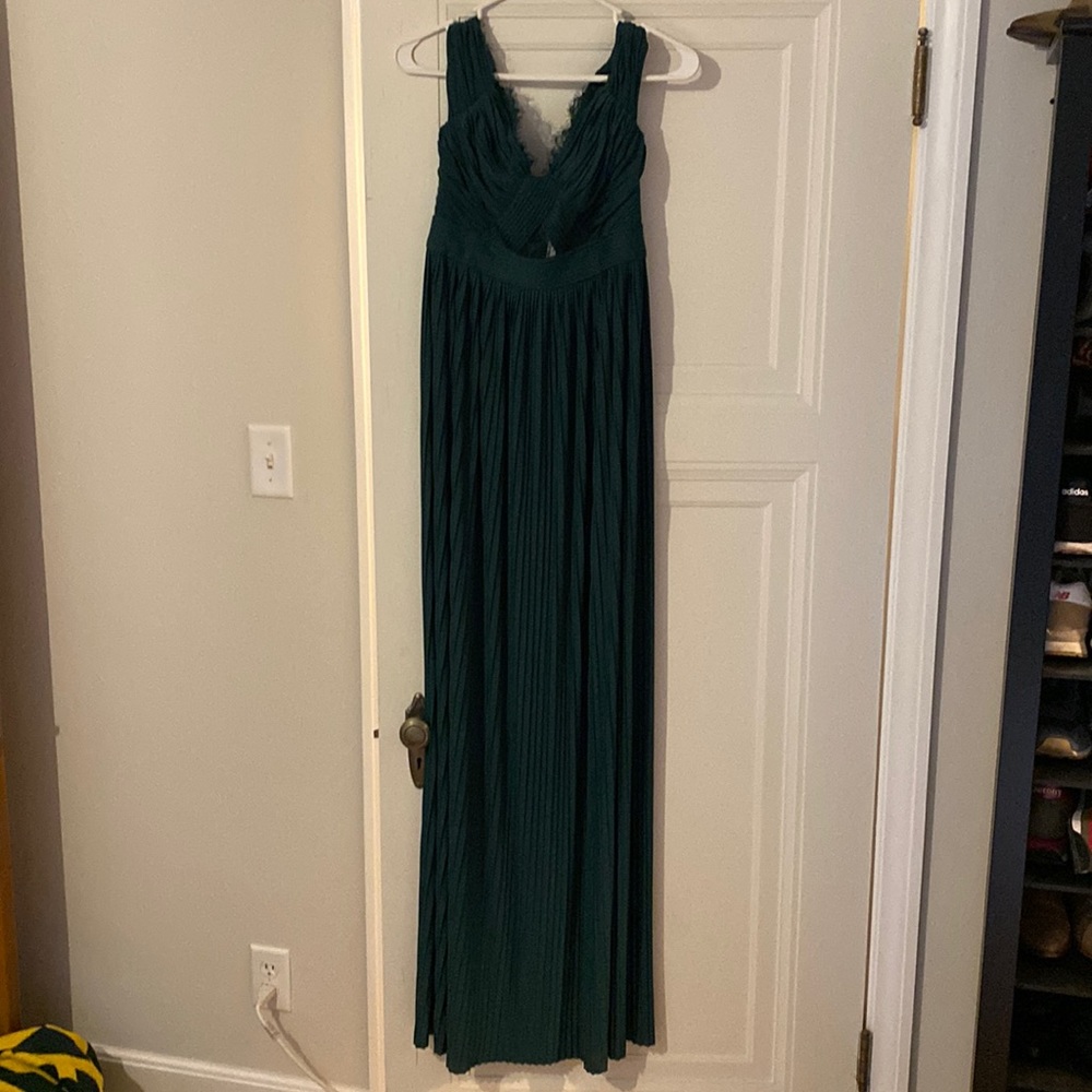 Formal dress worn once. Great as maternity photo or bridesmaid dress